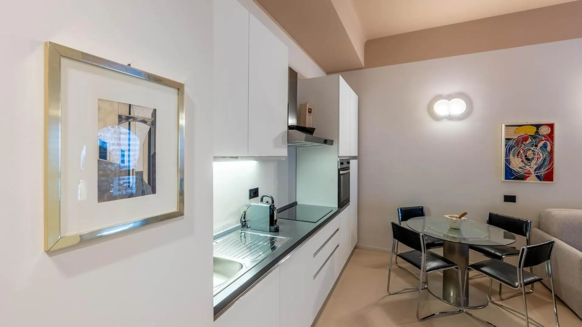 Sofia Home Luxury & City Centre Genoa Apartment
