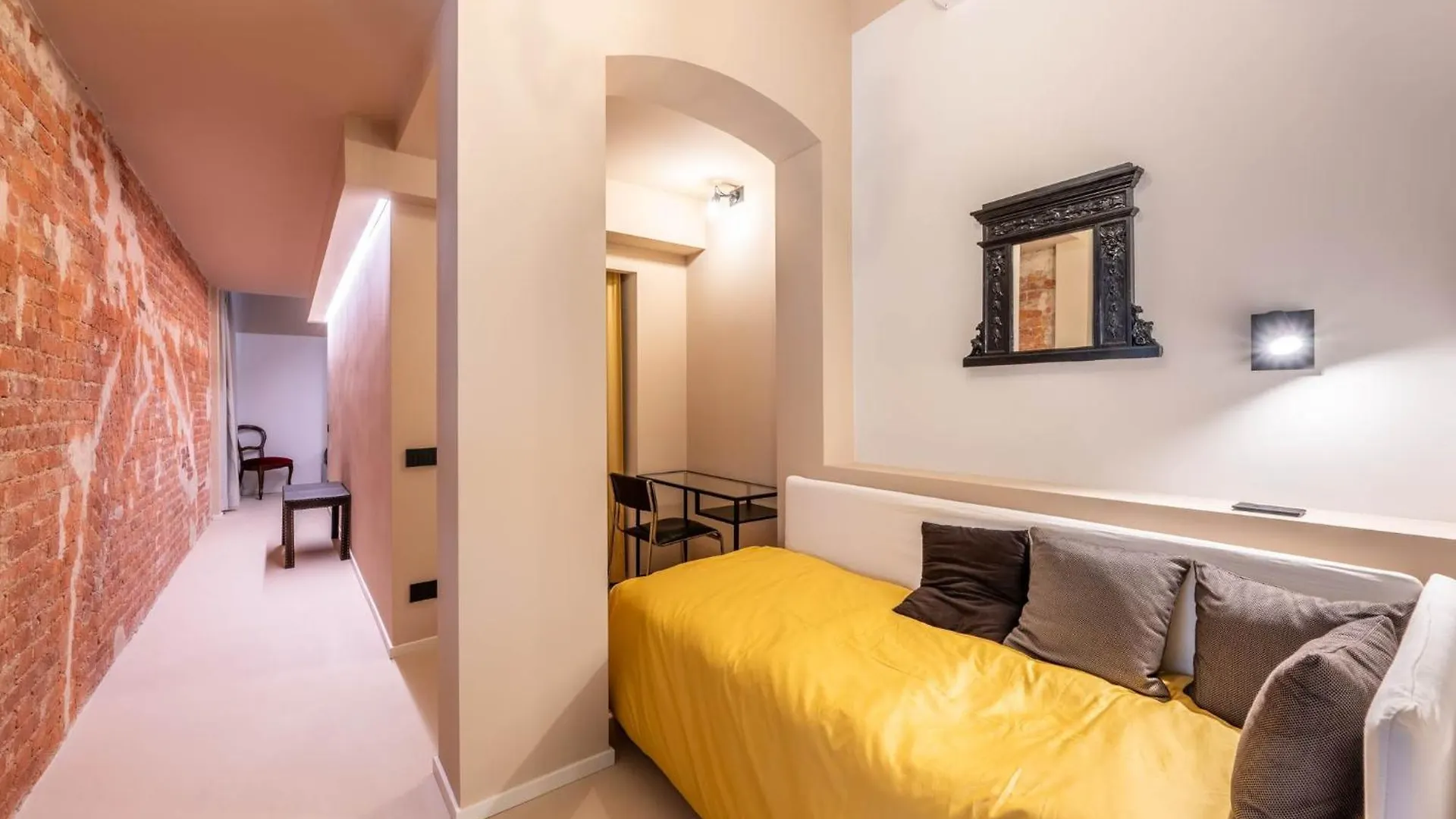 Apartment Sofia Home Luxury & City Centre Genoa