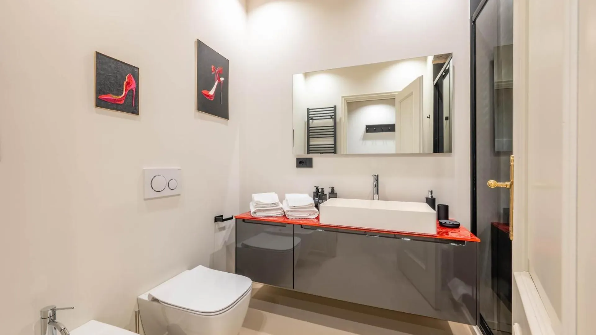 Sofia Home Luxury & City Centre Genoa 0*,  Italy