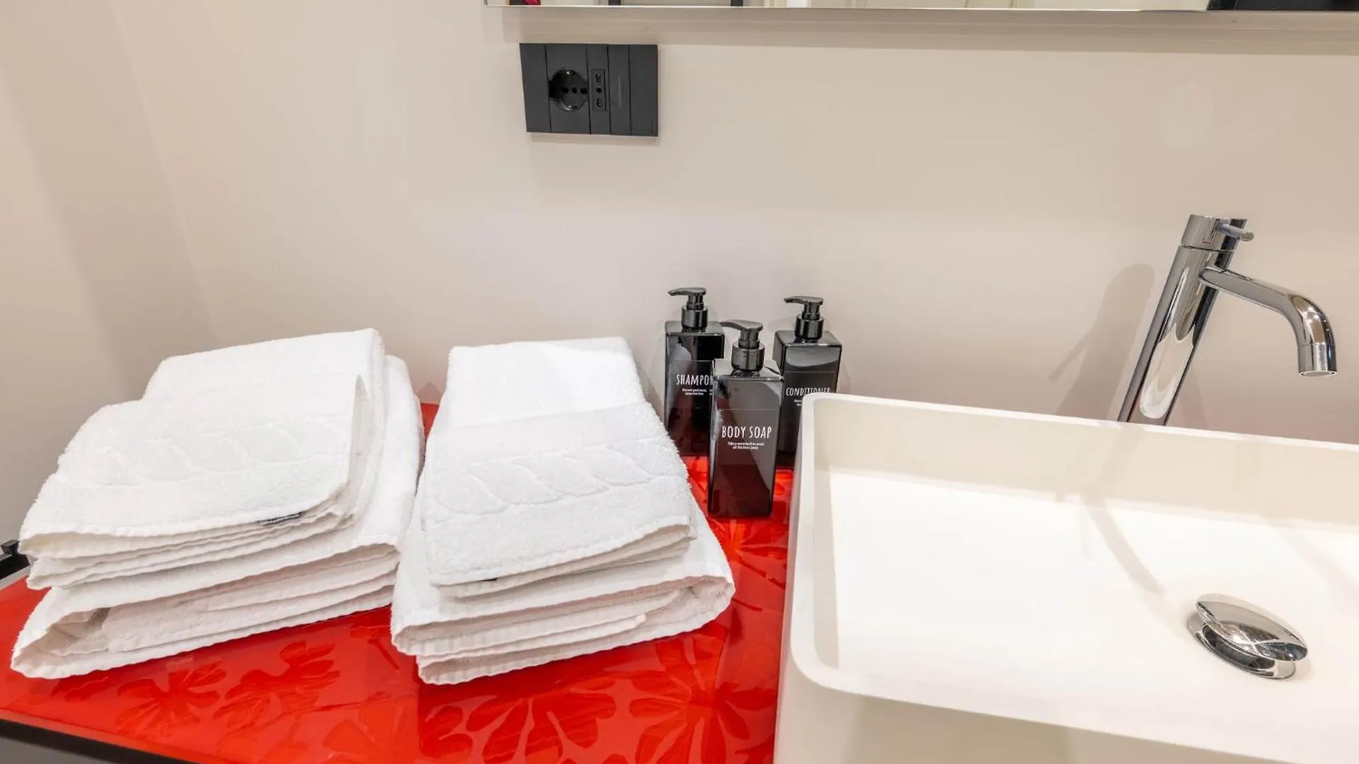 Sofia Home Luxury & City Centre Genoa 0*,